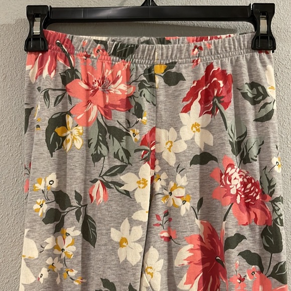 Old Navy floral print legging, Sz S - Picture 2 of 6